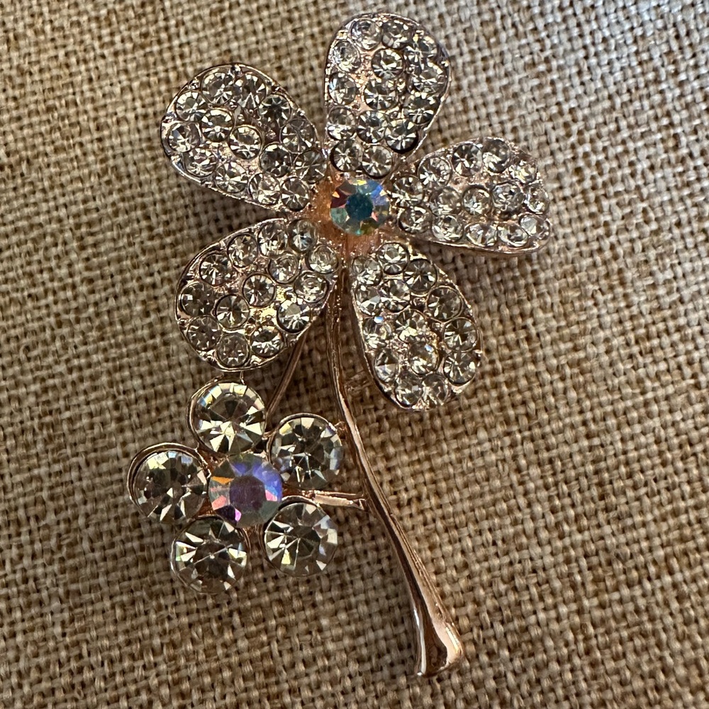 Elegant Crystal Flower Brooch